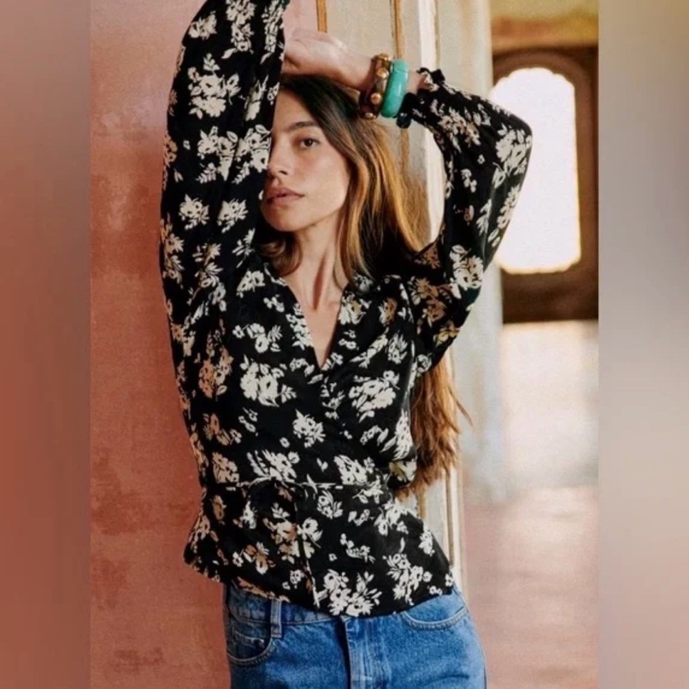 Sézane Dafne Wrap Top Black Floral | Size 34 (US XS)